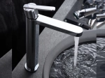 Mitigeur pour vasque à poser, finition chromée brillante, Adapté à tous types de lavabos, il offre une installation simple et rapide - GARANTIE 5 ANS - LIVRAISON OFFERTE en 5 à 6 Jours